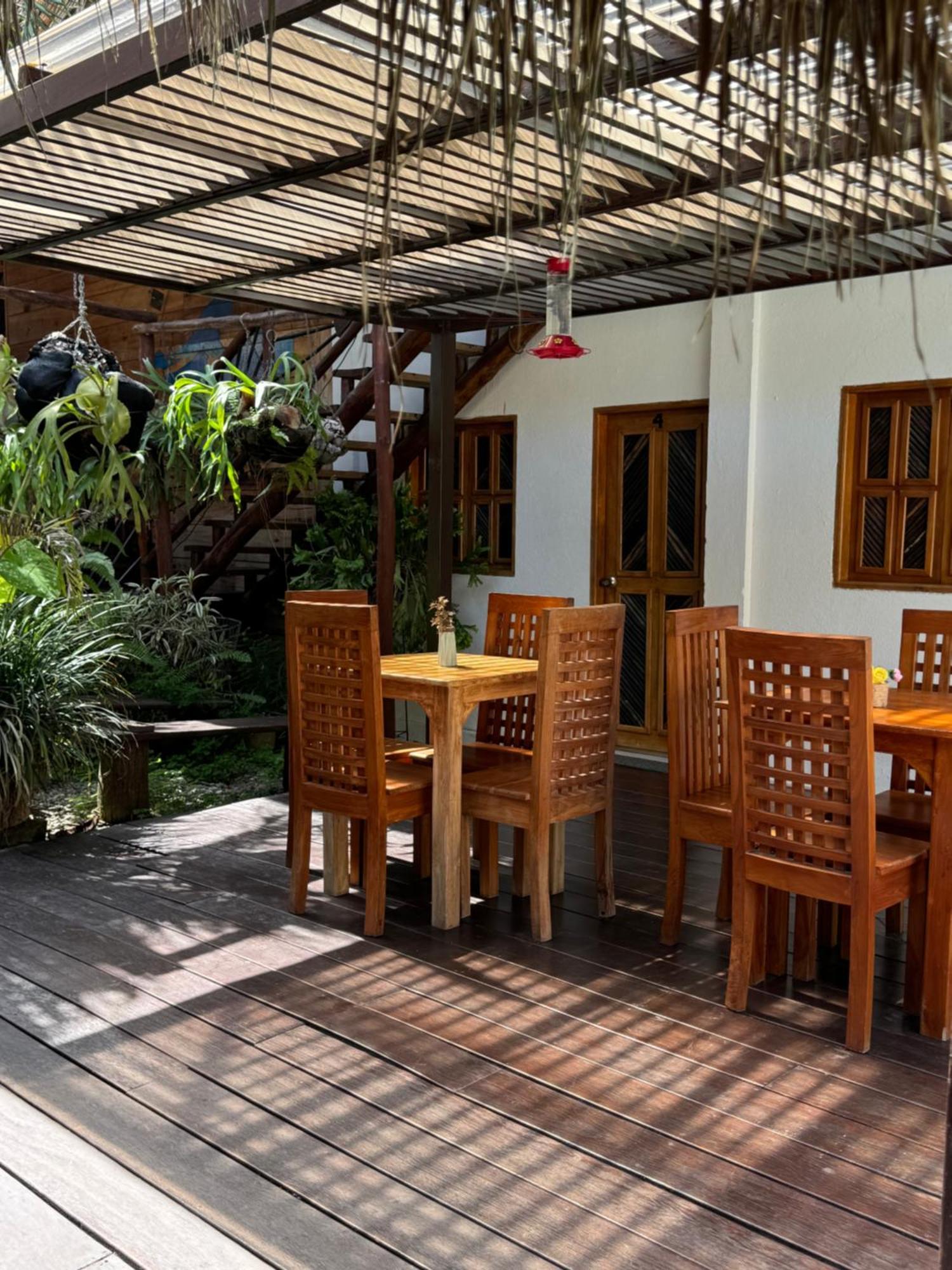 Hostal Nibuni Palomino Exterior photo