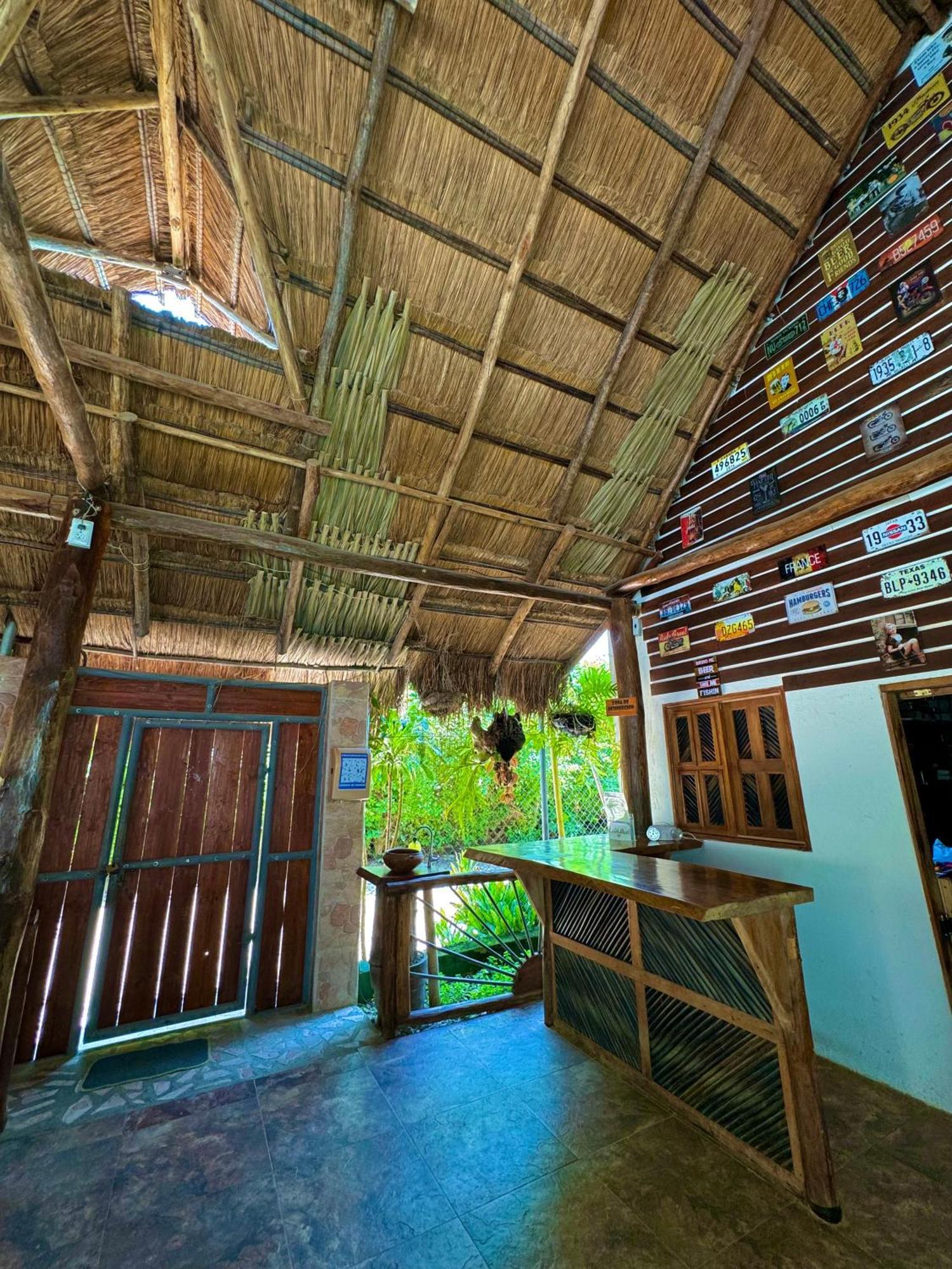Hostal Nibuni Palomino Exterior photo