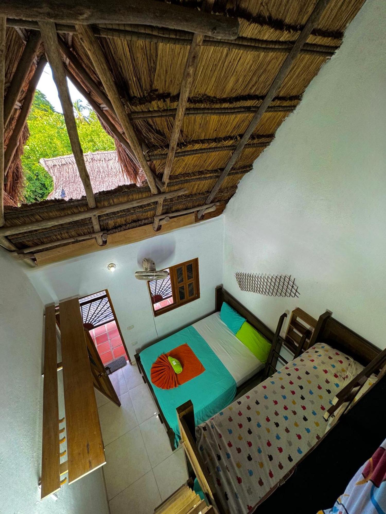 Hostal Nibuni Palomino Exterior photo