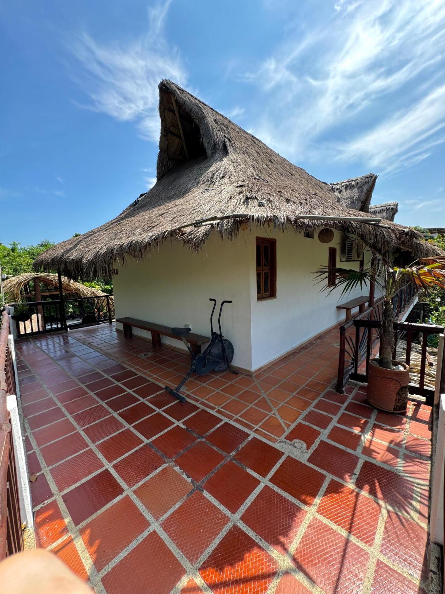 Hostal Nibuni Palomino Exterior photo