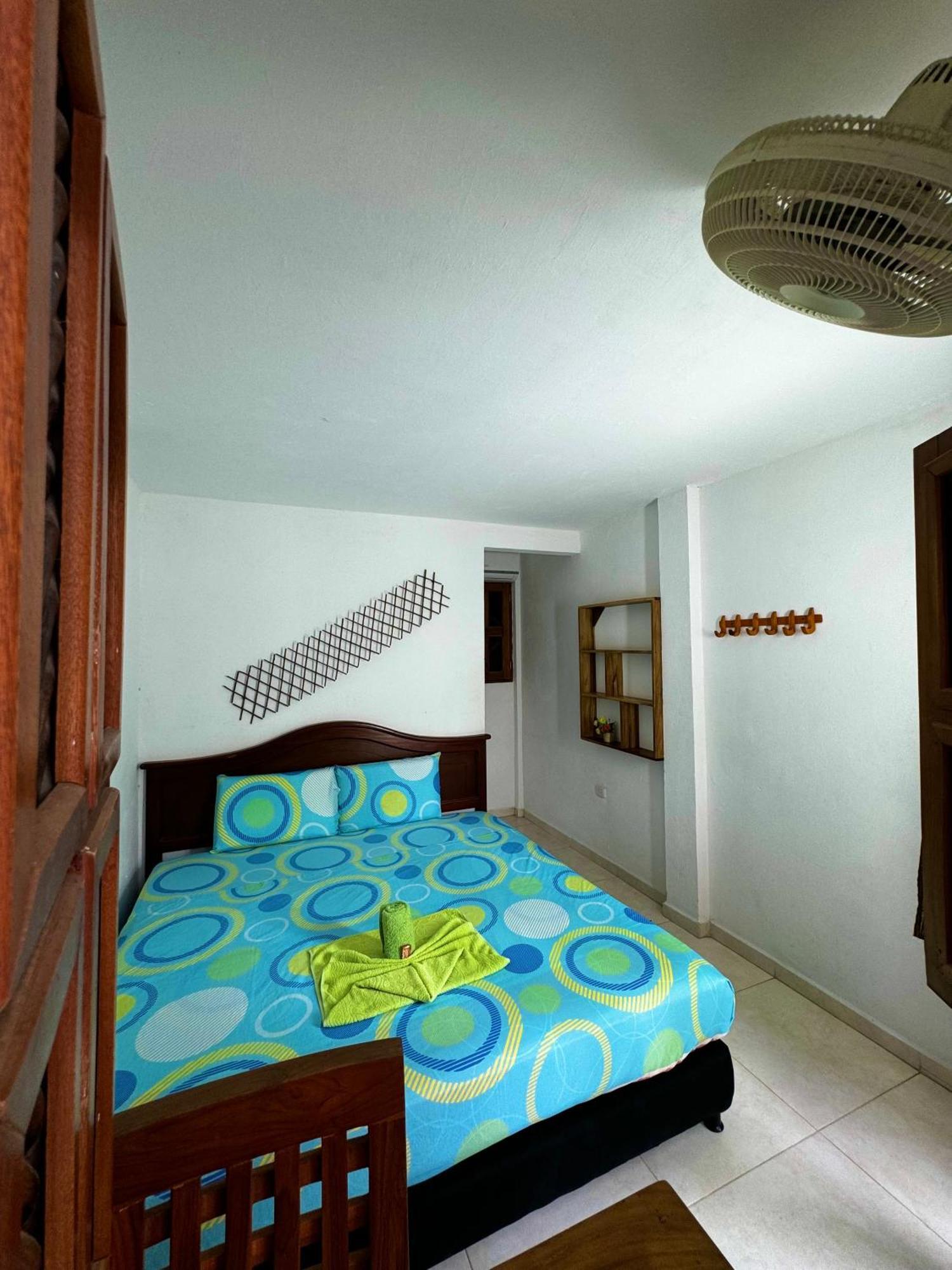 Hostal Nibuni Palomino Exterior photo