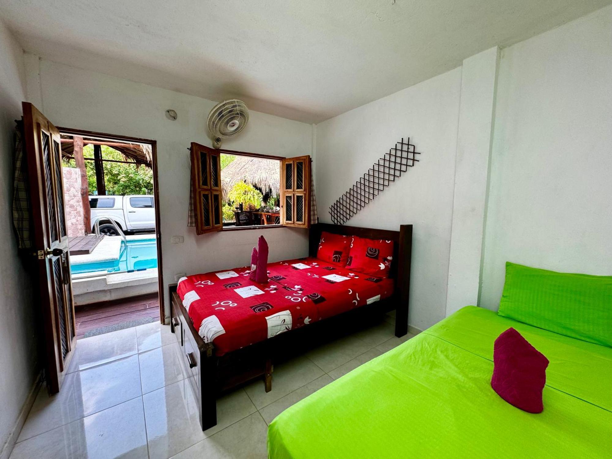 Hostal Nibuni Palomino Exterior photo