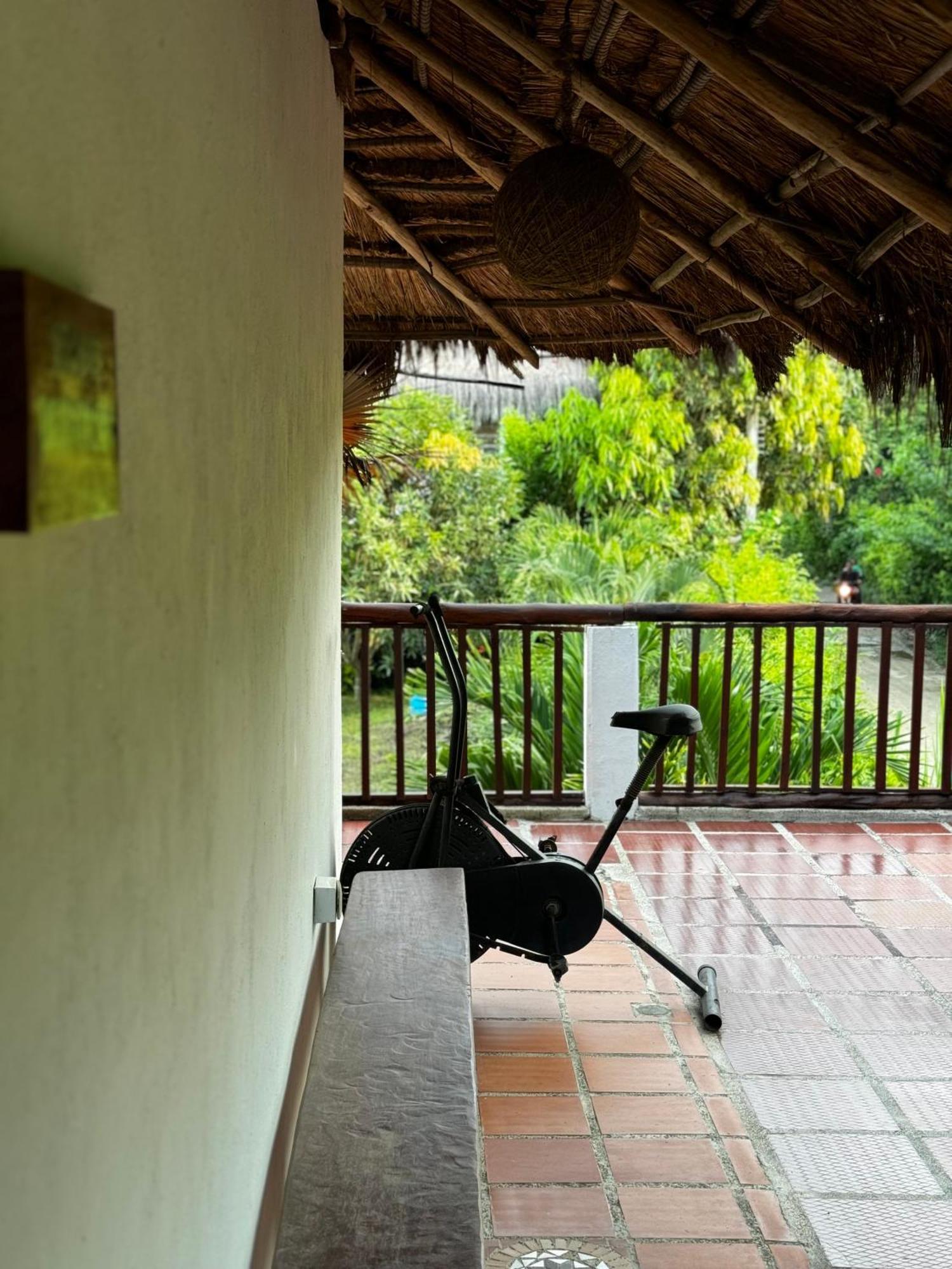 Hostal Nibuni Palomino Exterior photo