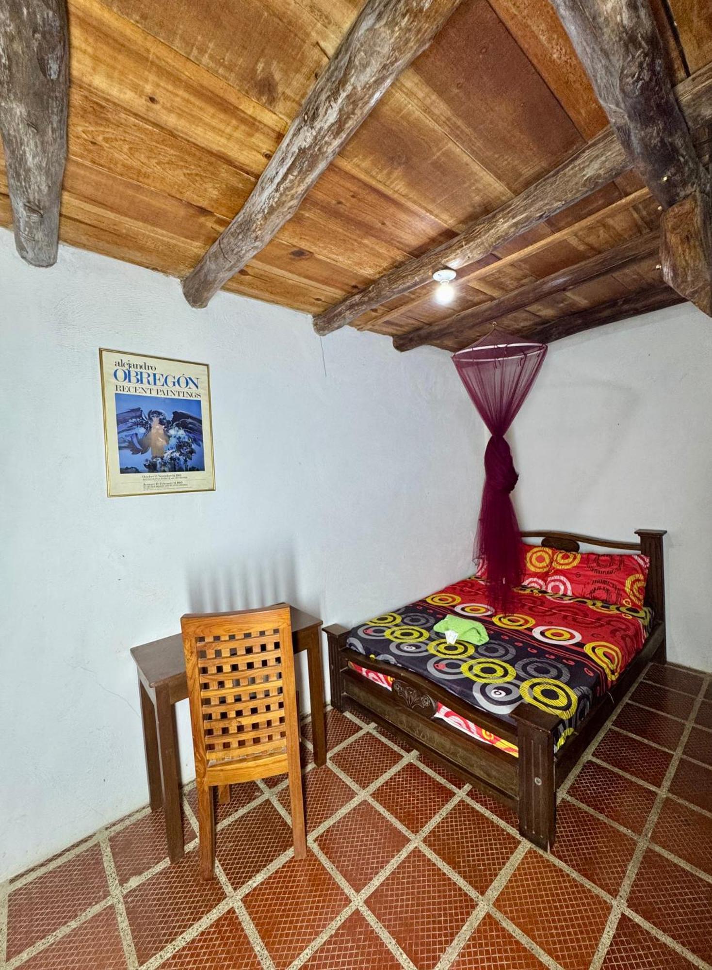 Hostal Nibuni Palomino Exterior photo